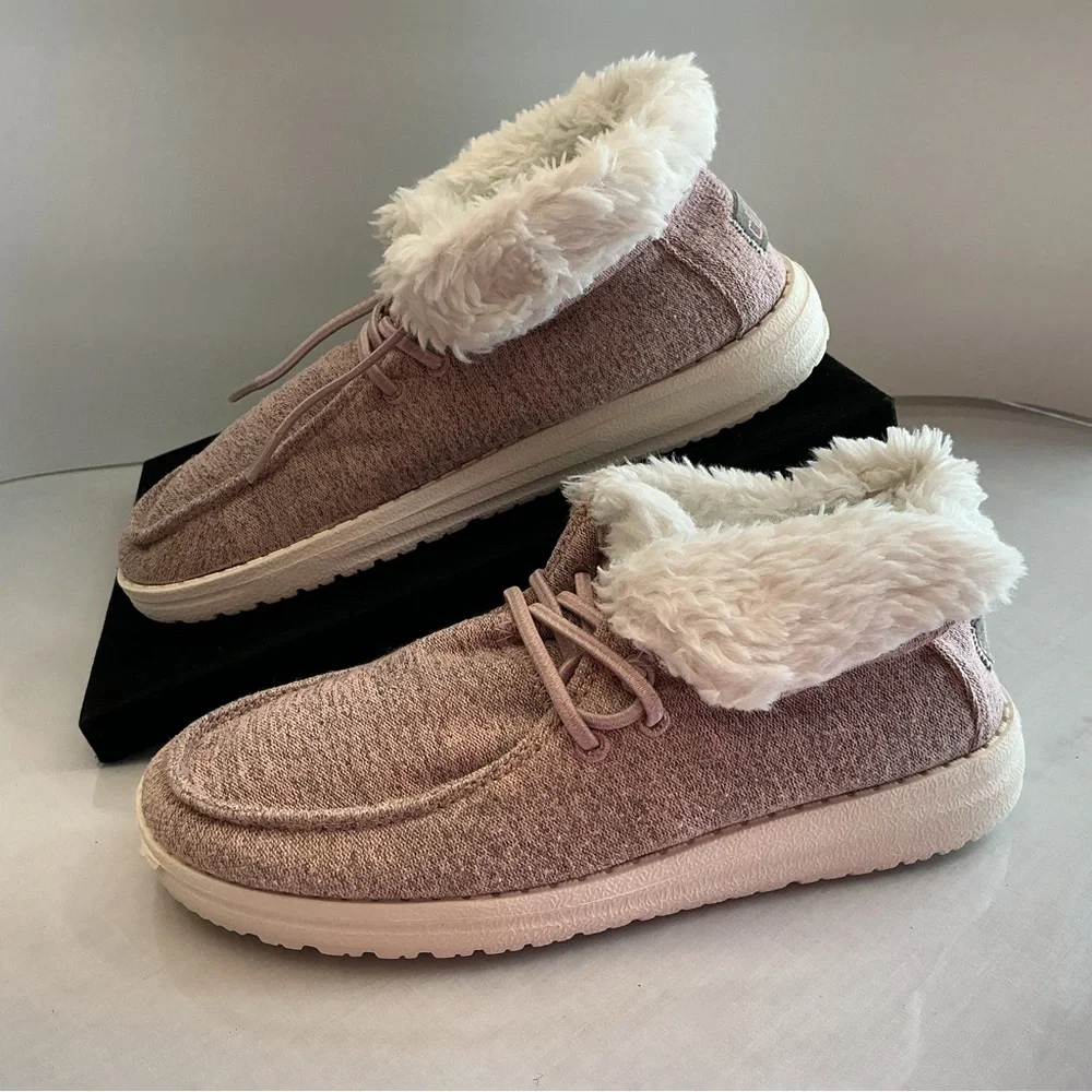 HEYDUDE Wendy Faux Fur Lined Slip On Pink Youth Y2/L3 Cozy Casual